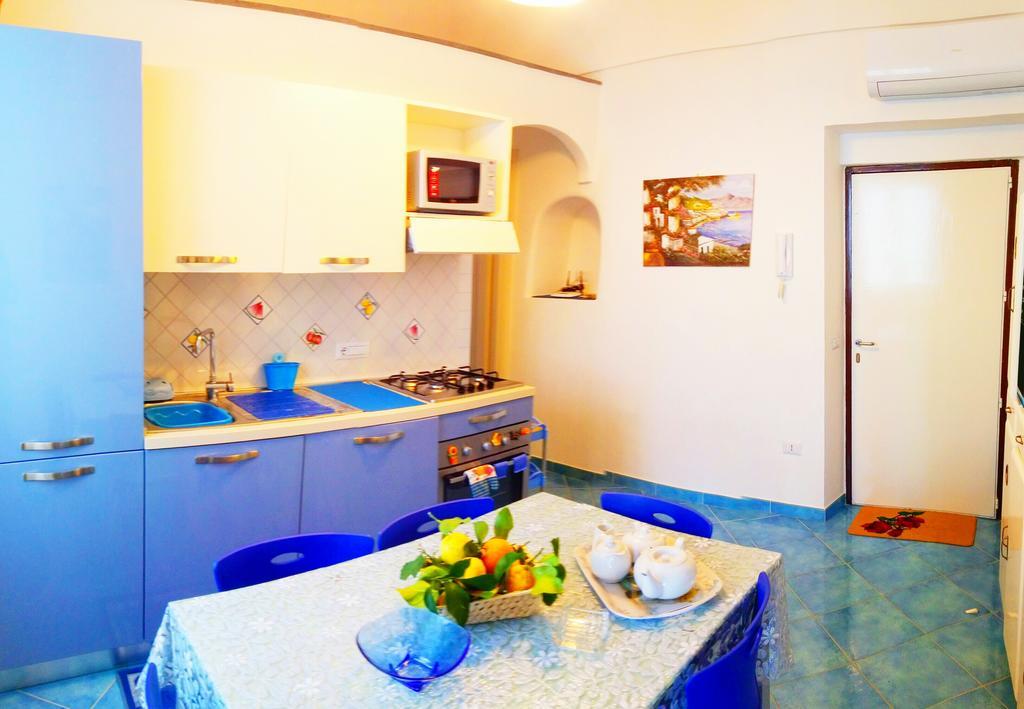 Willa La Rosa Del Mare Amalfi Zewnętrze zdjęcie