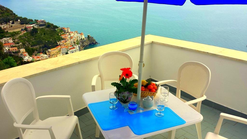 Willa La Rosa Del Mare Amalfi Pokój zdjęcie